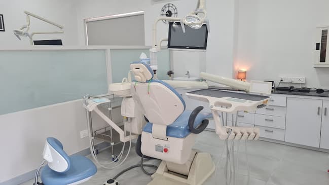 Slider image (6) Glow Skin & Dental Clinic